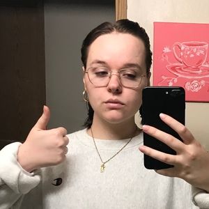 Meet your Posher, Krystal